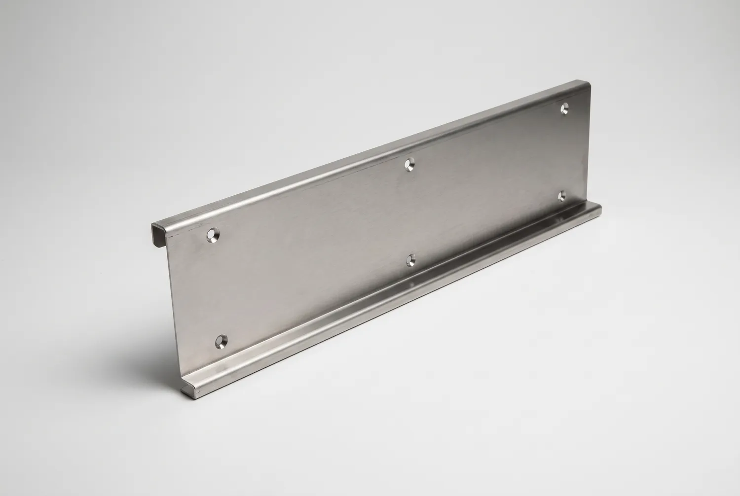 Kick plate