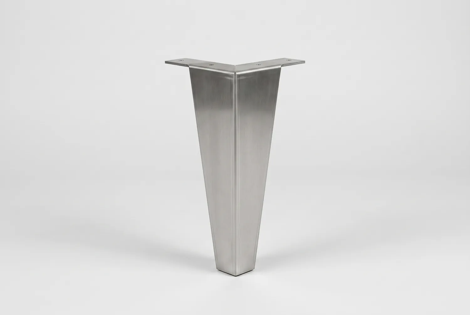 Table leg