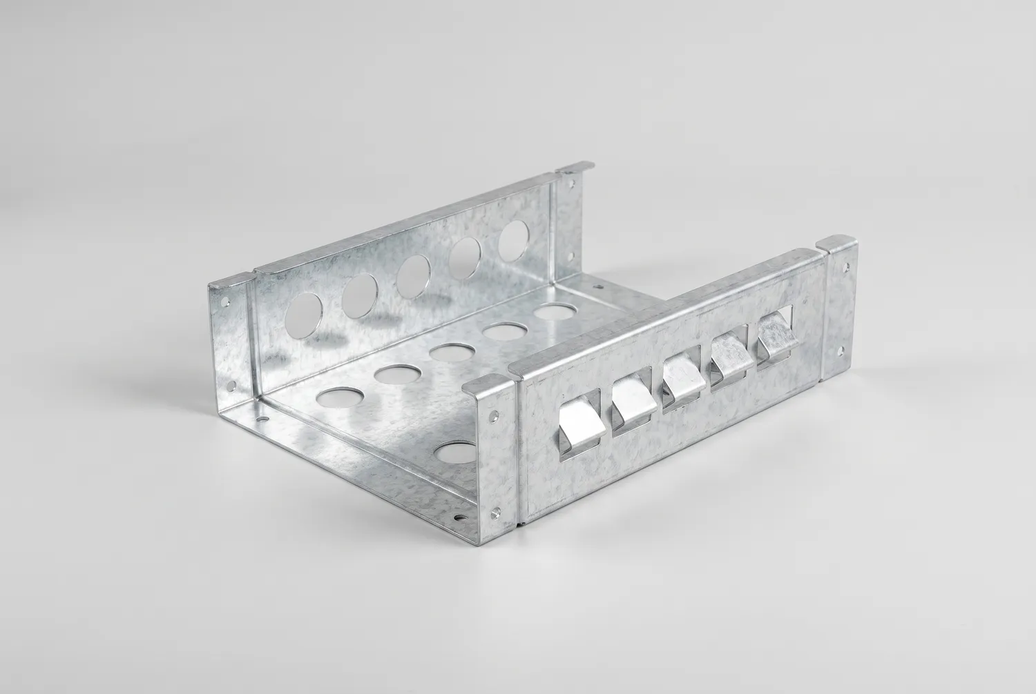 Cable tray