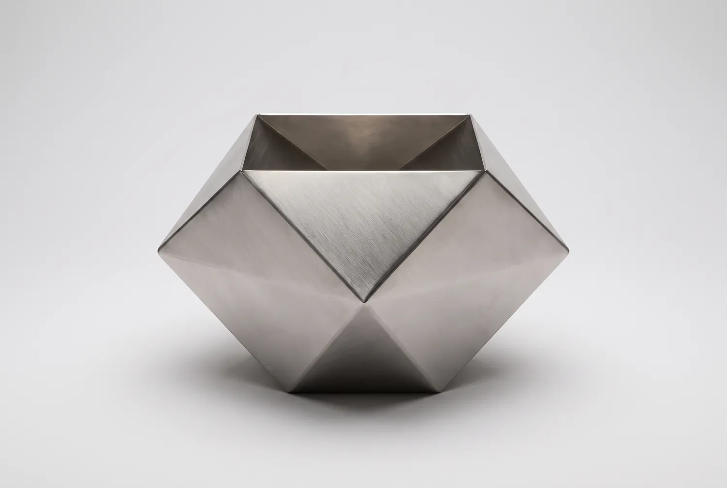 Faceted planter